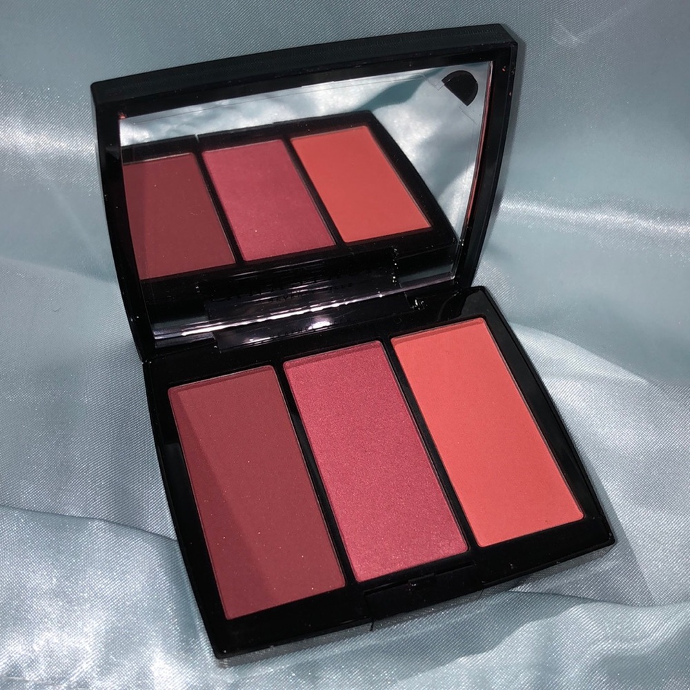 Anastasia Beverly Hills berry adore blush trio